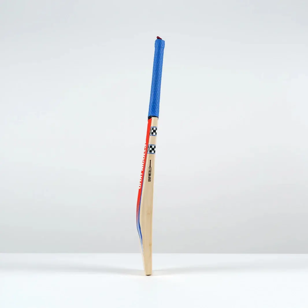 CAHA25English_20Willow_20Bats_20Stratos_20Gen_201.0_20Pro_20Performance_20Bat_20Right_20Edge_d438bedc-9f68-4727-86b2-6a34141df066.webp